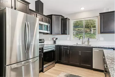 9 Curtis Ln, Longview, WA 98632 - Photo 16