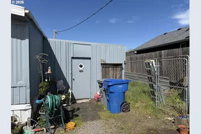 4593 Swegle Rd, Salem, OR 97301 - Photo 2