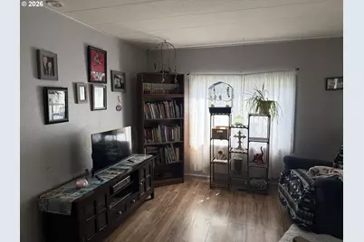 4593 Swegle Rd, Salem, OR 97301 - Photo 8