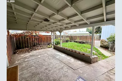 1821 Nichols Blvd, Longview, WA 98632 - Photo 30