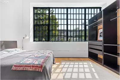 1400 NW Irving St #114, Portland, OR 97209 - Photo 18