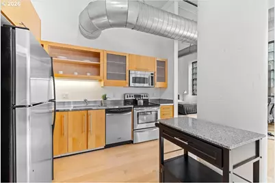 1400 NW Irving St #114, Portland, OR 97209 - Photo 14