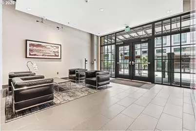1400 NW Irving St #114, Portland, OR 97209 - Photo 2