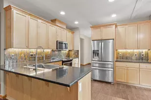 860 N P St, Washougal, WA 98671 - Photo 10