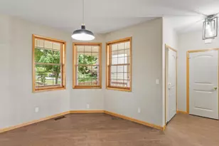 860 N P St, Washougal, WA 98671 - Photo 6