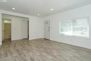 2650 SE 164th Ave, Portland, OR 97236 - Photo 2