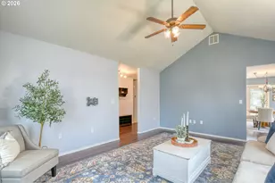 1626 SW 3rd St, Pendleton, OR 97801 - Photo 6