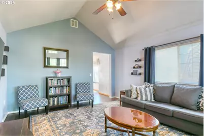 1626 SW 3rd St, Pendleton, OR 97801 - Photo 8