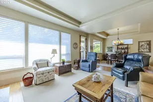 1470 Piper Ln, Eugene, OR 97401 - Photo 18