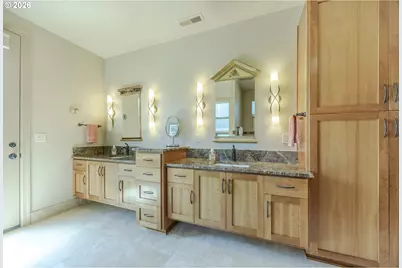 1470 Piper Ln, Eugene, OR 97401 - Photo 28