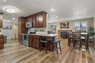 21532 SE Alder St, Gresham, OR 97030 - Photo 10