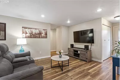 21532 SE Alder St, Gresham, OR 97030 - Photo 18