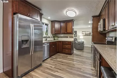 21532 SE Alder St, Gresham, OR 97030 - Photo 6