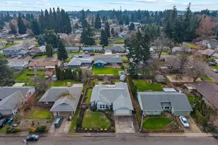 2276 B St, Hubbard, OR 97032 - Photo 18