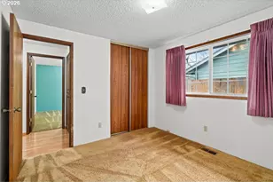 2276 B St, Hubbard, OR 97032 - Photo 10