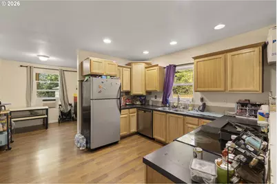 10413 SE Ramona St, Portland, OR 97266 - Photo 2