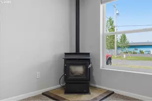 1126 6th Ave SE, Albany, OR 97321 - Photo 12
