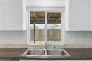 1126 6th Ave SE, Albany, OR 97321 - Photo 16