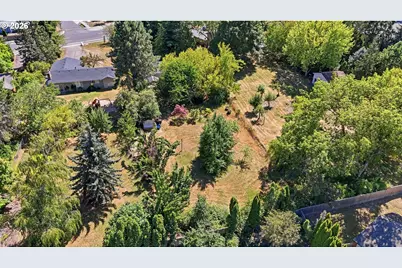 20005 SW Farmington Rd, Beaverton, OR 97007 - Photo 40
