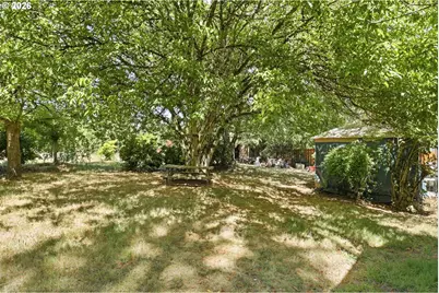 20005 SW Farmington Rd, Beaverton, OR 97007 - Photo 28