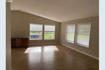 141 River Ridge Ave, Roseburg, OR 97471 - Photo 4