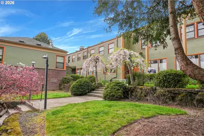 2025 SE Caruthers St #24, Portland, OR 97214 - Photo 2