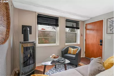 2025 SE Caruthers St #24, Portland, OR 97214 - Photo 4