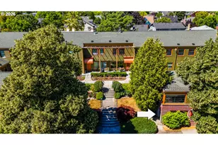 2025 SE Caruthers St, Portland, OR 97214 - Photo 26