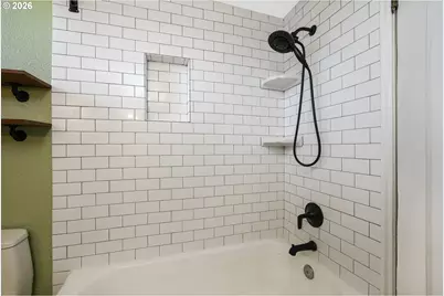 2025 SE Caruthers St #24, Portland, OR 97214 - Photo 10