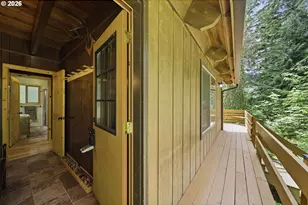 28061 E Mountain View Dr, Welches, OR 97067 - Photo 4