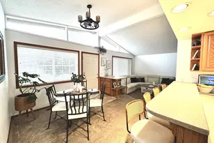 1091 Longridge Dr, Springfield, OR 97478 - Photo 4