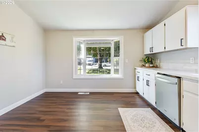 16315 SW Willow Dr, Sherwood, OR 97140 - Photo 4