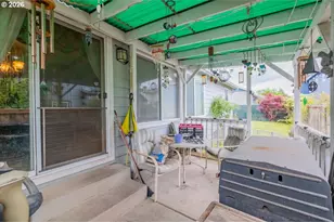 5323 Olympic Cir, Eugene, OR 97402 - Photo 36