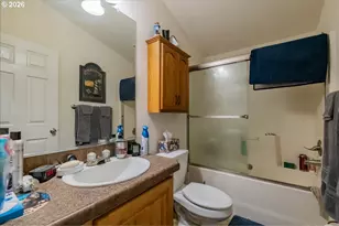 5323 Olympic Cir, Eugene, OR 97402 - Photo 32