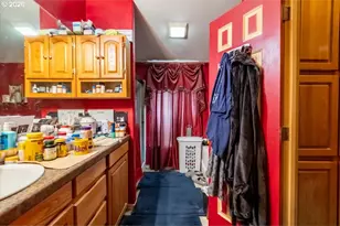 5323 Olympic Cir, Eugene, OR 97402 - Photo 22