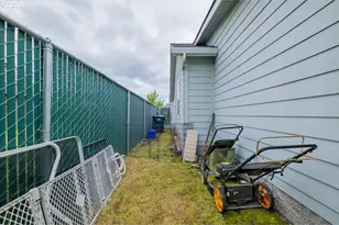 5323 Olympic Cir, Eugene, OR 97402 - Photo 42