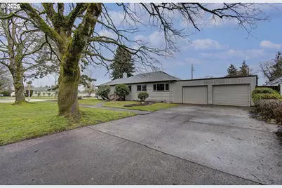 1411 8th Ave, Longview, WA 98632 - Photo 2