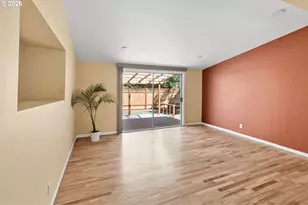 2485 Jackson St, Eugene, OR 97405 - Photo 2