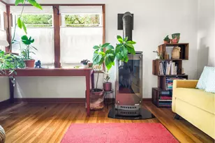 2025 SE Caruthers St, Portland, OR 97214 - Photo 8