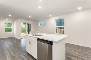 12214 NE 14th St, Vancouver, WA 98684 - Photo 6