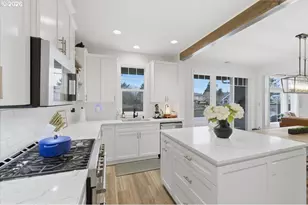 9245 Trout Pl, Gleneden Beach, OR 97388 - Photo 14