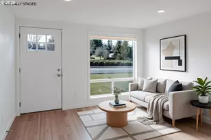 4815 SW Dickinson St, Portland, OR 97219 - Photo 2