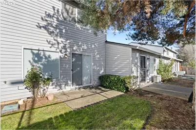 5301 Plomondon St #E18, Vancouver, WA 98661 - Photo 32