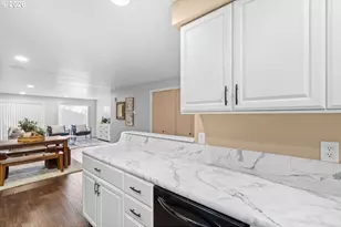 5301 Plomondon St, Vancouver, WA 98661 - Photo 10