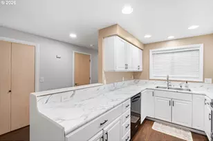 5301 Plomondon St, Vancouver, WA 98661 - Photo 8