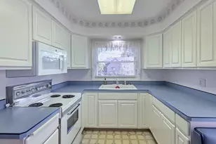 2359 SE 59th Ave, Portland, OR 97215 - Photo 16