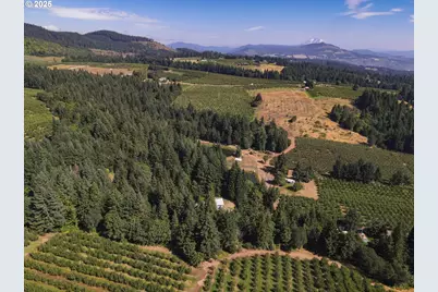 2442 Kingsley Rd, Hood River, OR 97031 - Photo 26