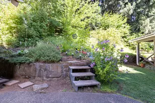 2442 Kingsley Rd, Hood River, OR 97031 - Photo 38