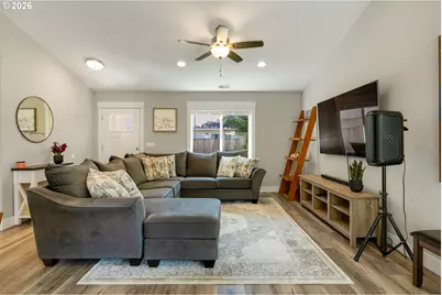 1087 Baxter Rd SE, Salem, OR 97306 - Photo 6