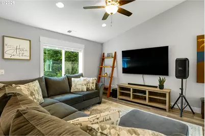 1087 Baxter Rd SE, Salem, OR 97306 - Photo 4